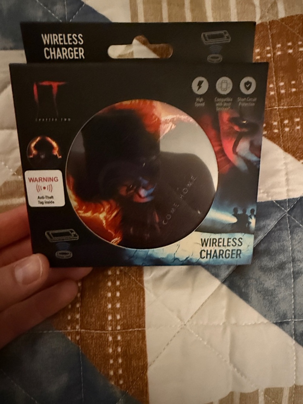 Warner Bros. IT Themed Wireless Charger - Black, Red, Blue